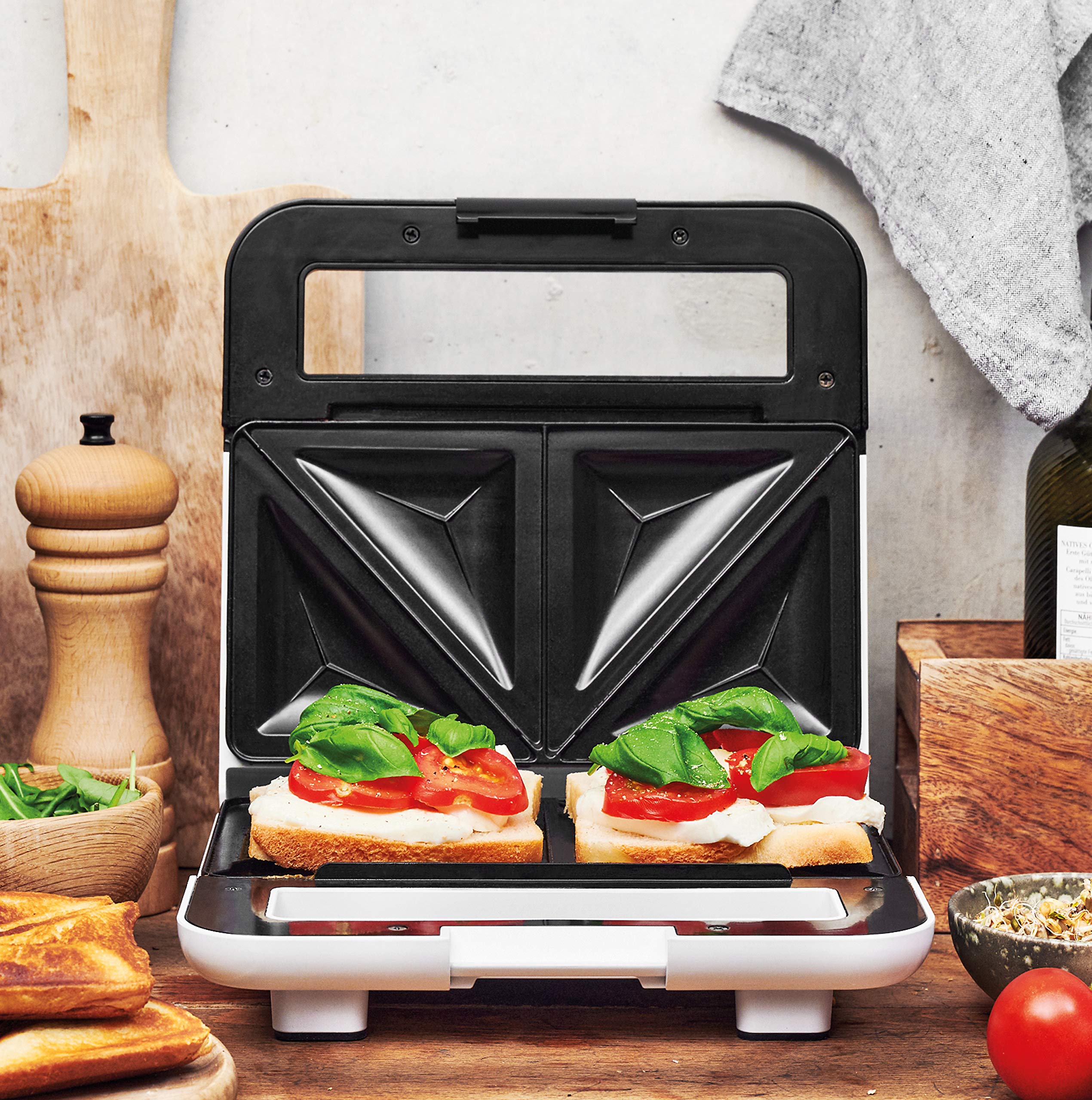 gastroback-42443-design-sandwichmaker-750-watt-wei-schwarz image 2